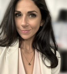 Amy Gomez_Headshot2- Blurred Background Amy Gomez_Headshot2- Blurred Background